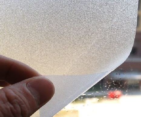 景洪玻璃门外面粘广告用什么材料好？